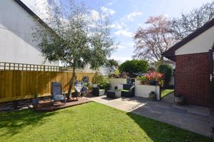 Photo 9- click for photo gallery